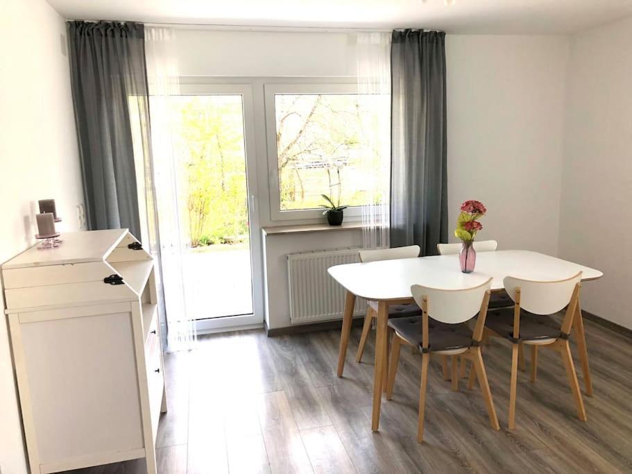 Schoene Ferienwohnung Direkt Am Neckar Deißlingen Kültér fotó